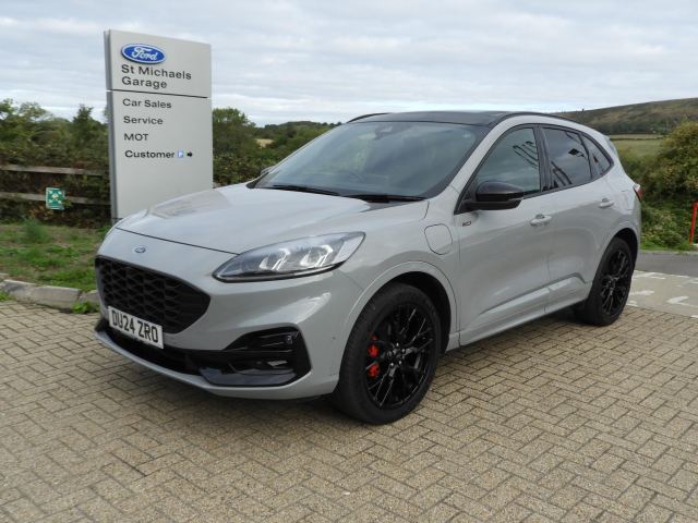2024 (24) Ford Kuga Graphite Tech Edition 5 door 2.5L Duratec PHEV 225PS FWD CVT Automatic